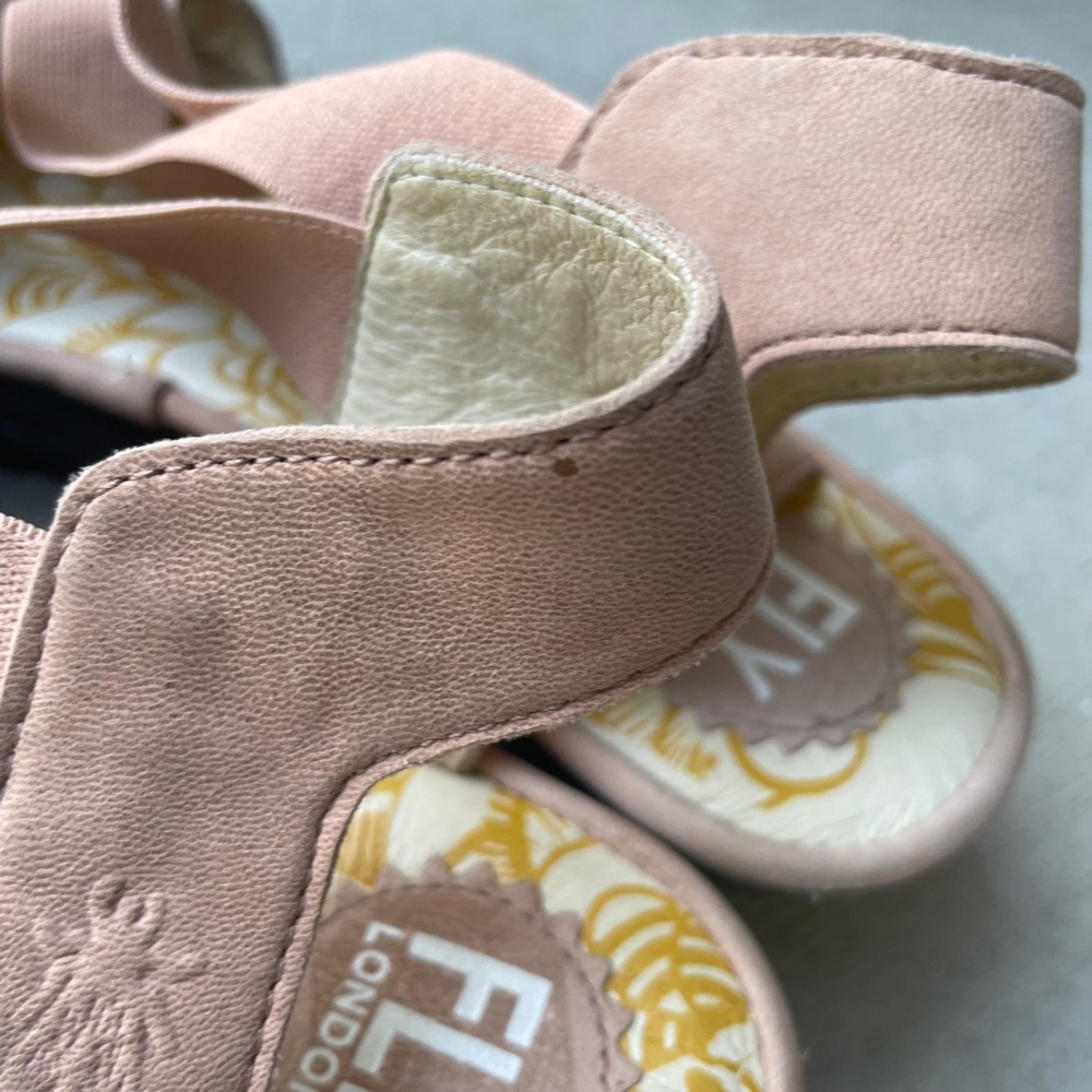 FLY London Rale Gored Cross-Band Leather Wedges In Nude Pink 41 / 10-10.5 womens - Picture 9 of 12